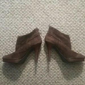 Steve Madden Brown Suede Ankle Boots